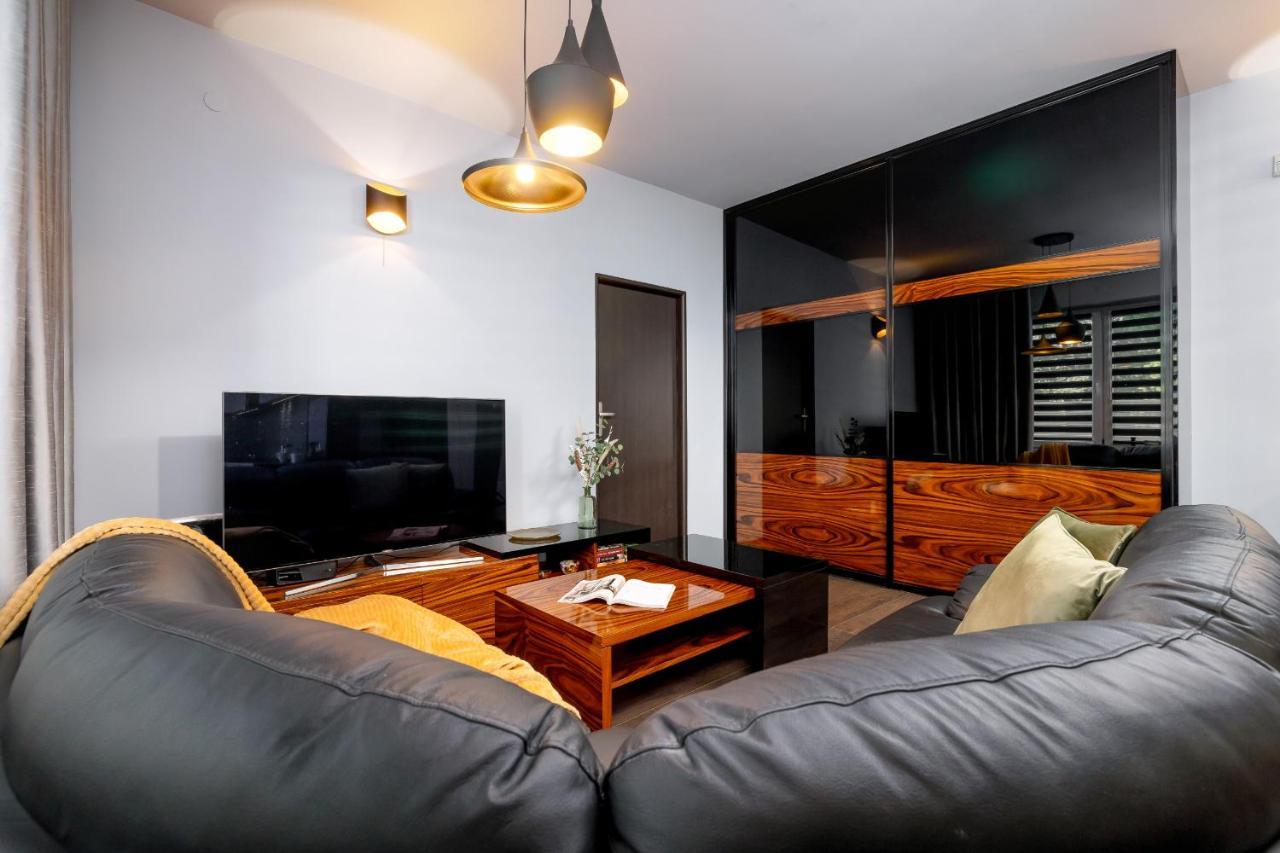 Stylish Korfantego Apartment Next To Spodek By Noclegi Renters カトヴィツェ エクステリア 写真
